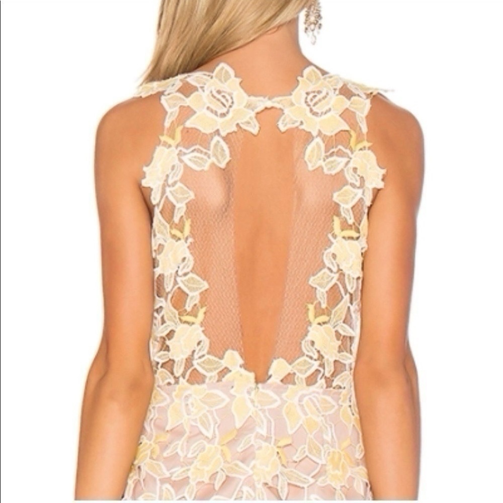 NEW NBD Harriet Lace Dress Sunshine Sleeveless - Picture 12 of 14